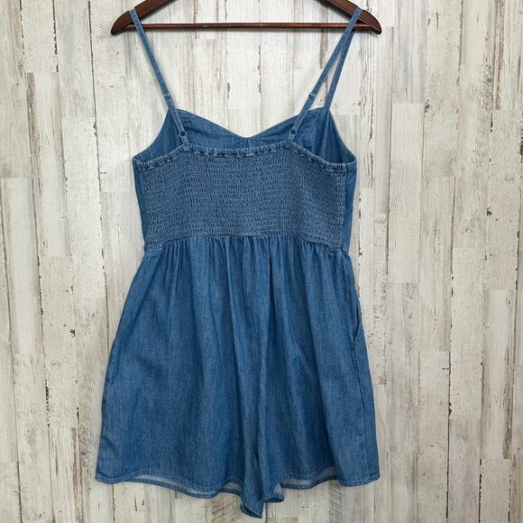 Old Navy Denim Romper Shorts Large Basque Waist Cami Bodice Festival Cowgirl EUC - Picture 2 of 10